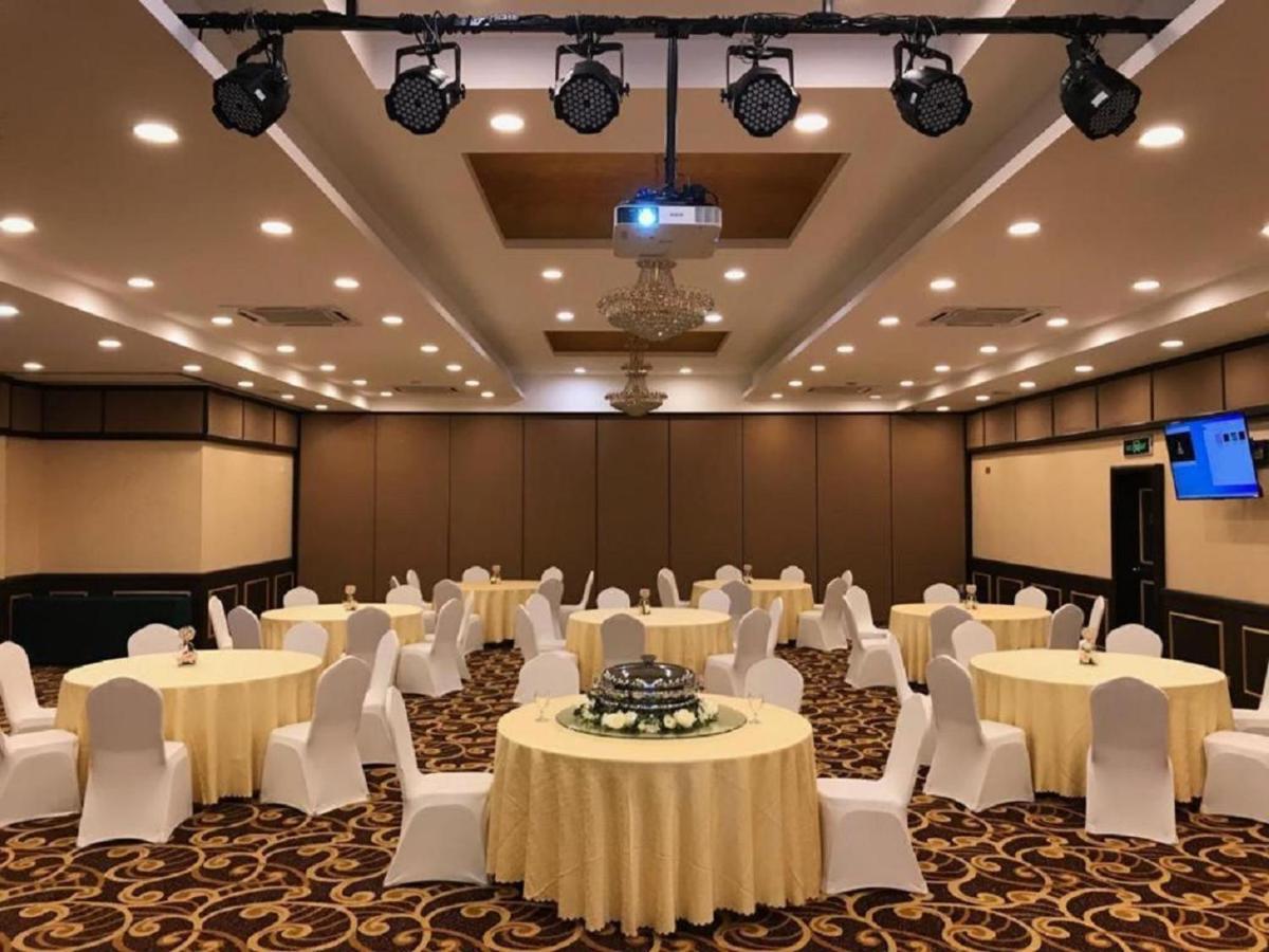 U3 Hotel Subang Jaya Exterior foto